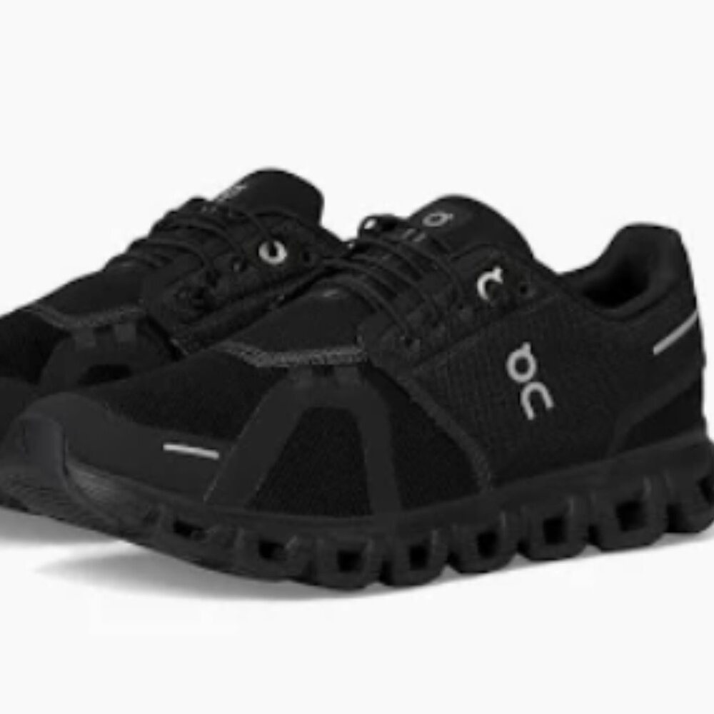 NEW On Cloud 6 sneakers